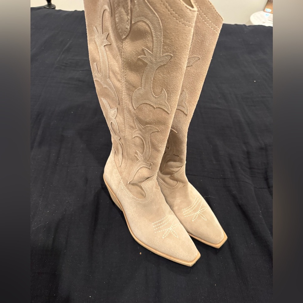 Dolce Vita Beige Embroidered Heeled Boots-see pic 4 details,angles&measurements - Picture 15 of 15